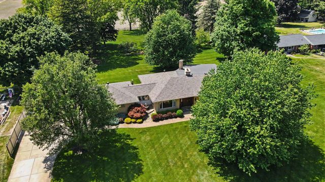 757 N Kalamazoo Avenue, Marshall Twp, MI 49068