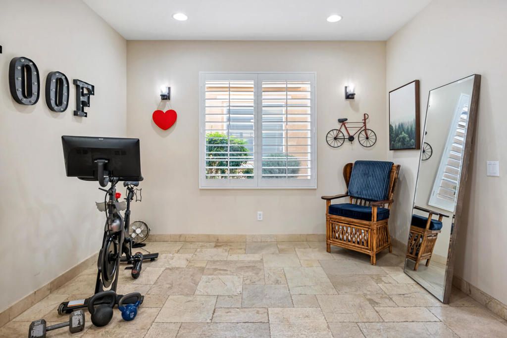 Image 9 of property listing at 436 Via De La Paz, Palm Desert, CA 92211