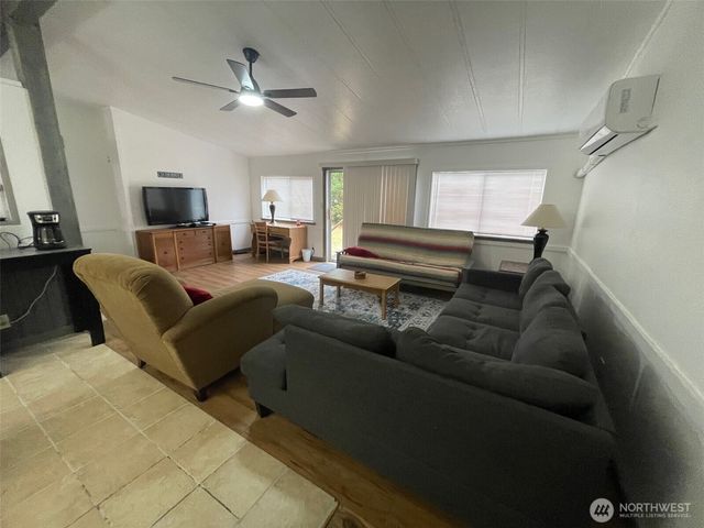 240 Misty Circle, Forks, WA 98331