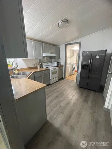 240 Misty Circle, Forks, WA 98331