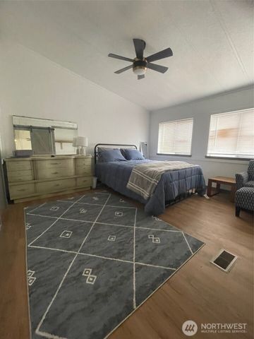 240 Misty Circle, Forks, WA 98331