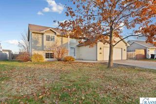 329 Crystal Circle, Mankato, MN 56001
