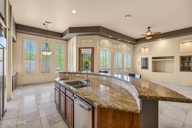 12841 N Mystic View Place, Oro Valley, AZ 85755