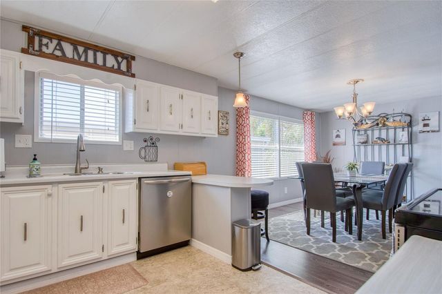 18675 US HIGHWAY 19 N 267, Clearwater, FL 33764