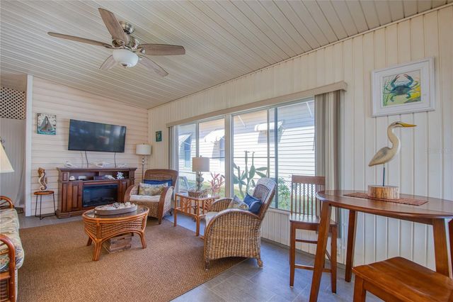 18675 US HIGHWAY 19 N 267, Clearwater, FL 33764