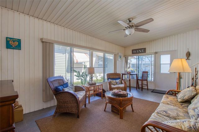 18675 US HIGHWAY 19 N 267, Clearwater, FL 33764