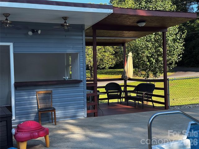 2295 Shady Grove Road, Connelly Springs, NC 28612