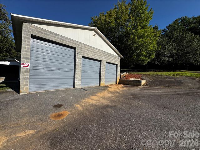 2295 Shady Grove Road, Connelly Springs, NC 28612