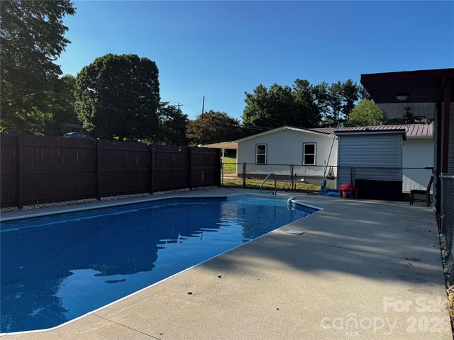 2295 Shady Grove Road, Connelly Springs, NC 28612