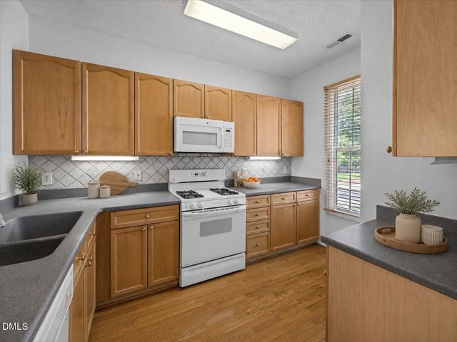 7647 Astoria Place, Raleigh, NC 27612