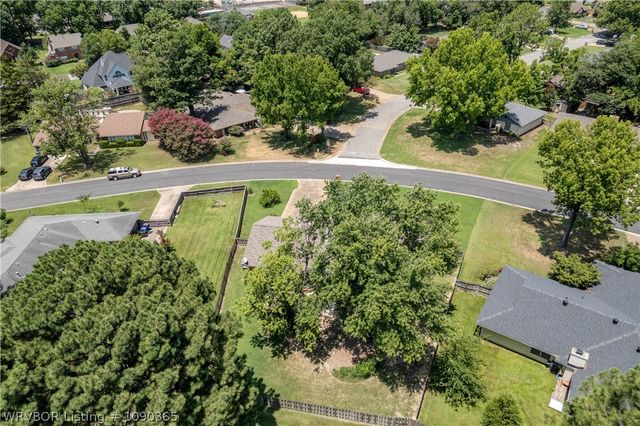 10618 Edgewater Road, Fort Smith, AR 72903