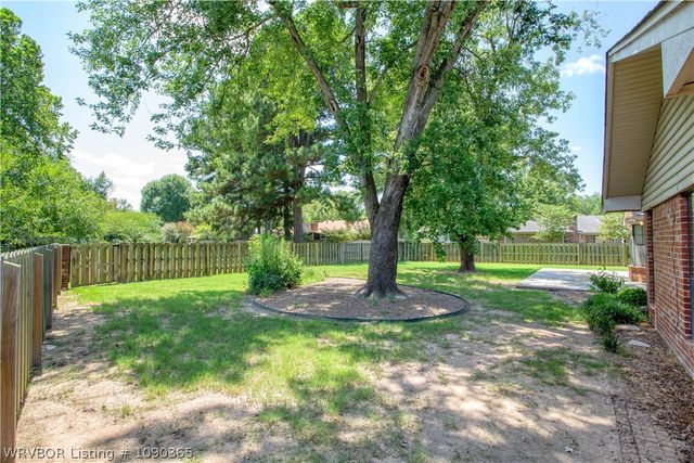 10618 Edgewater Road, Fort Smith, AR 72903