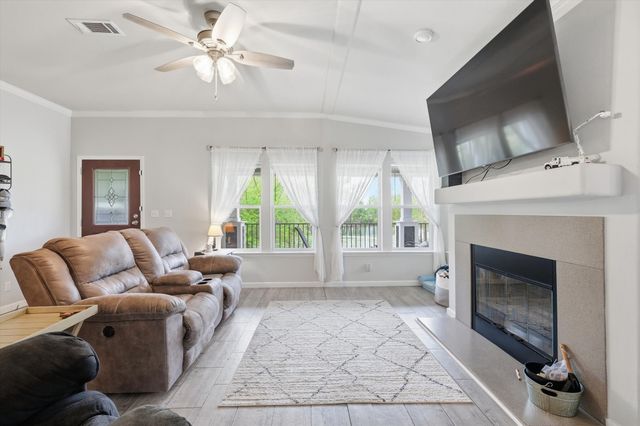 7113 Private Road 1182, Leonard, TX 75452