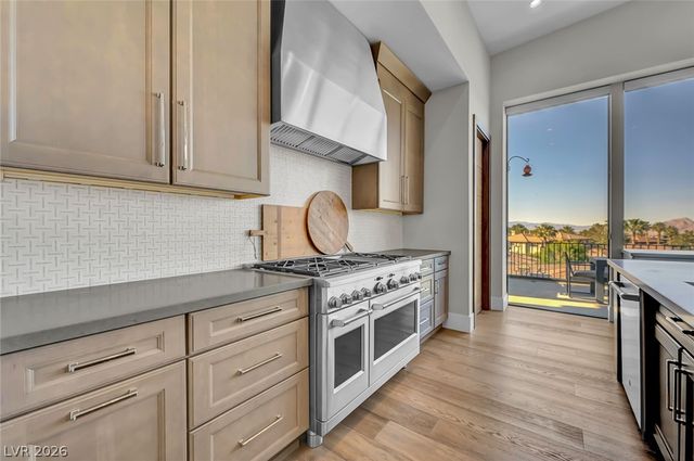 1692 Tangiers Drive, Henderson, NV 89012