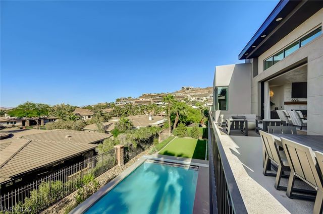 1692 Tangiers Drive, Henderson, NV 89012
