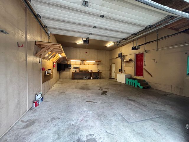 3399 LAURANCE ROAD, North Pole, AK 99705
