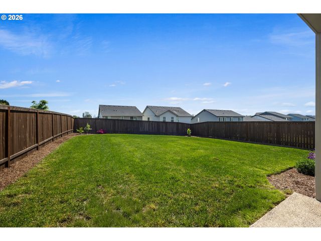 30938 Nw MOON St, North Plains, OR 97133
