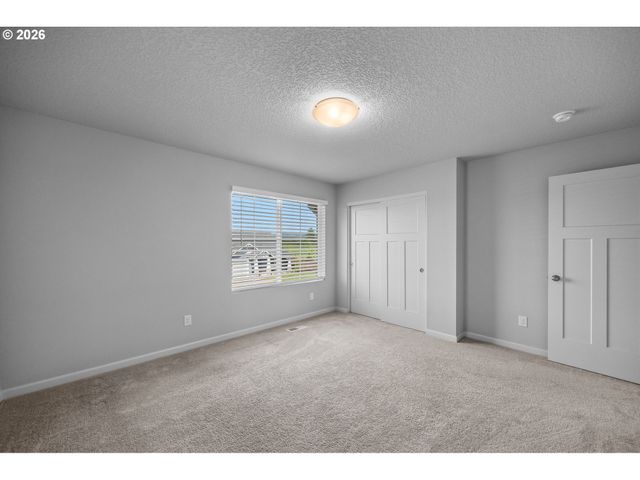 30938 Nw MOON St, North Plains, OR 97133