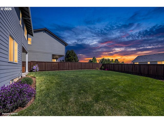 30938 Nw MOON St, North Plains, OR 97133