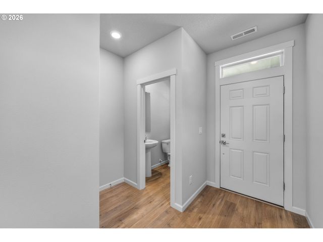30938 Nw MOON St, North Plains, OR 97133