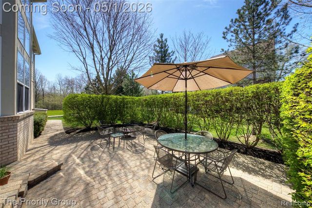 6083 Village Court, Clarkston, MI 48346