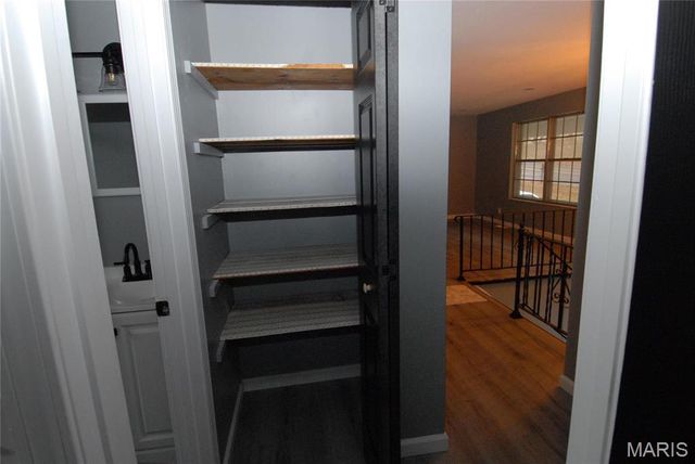 12428 Marine Avenue, Maryland Heights, MO 63043