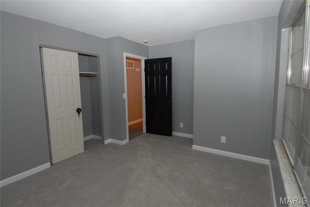 12428 Marine Avenue, Maryland Heights, MO 63043