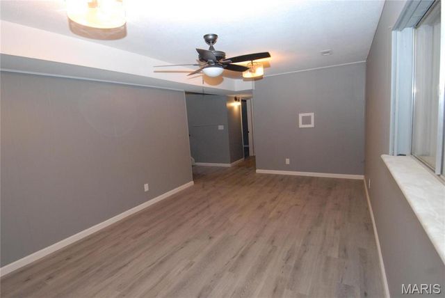 12428 Marine Avenue, Maryland Heights, MO 63043