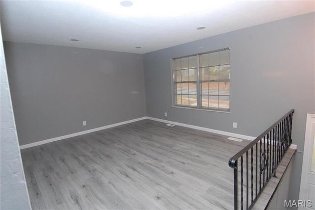 12428 Marine Avenue, Maryland Heights, MO 63043