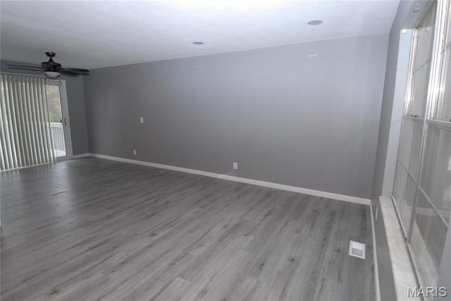 12428 Marine Avenue, Maryland Heights, MO 63043