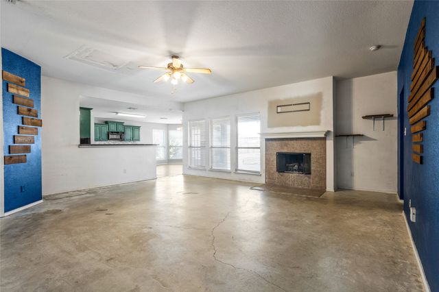 2712 Braford Drive, Crowley, TX 76036