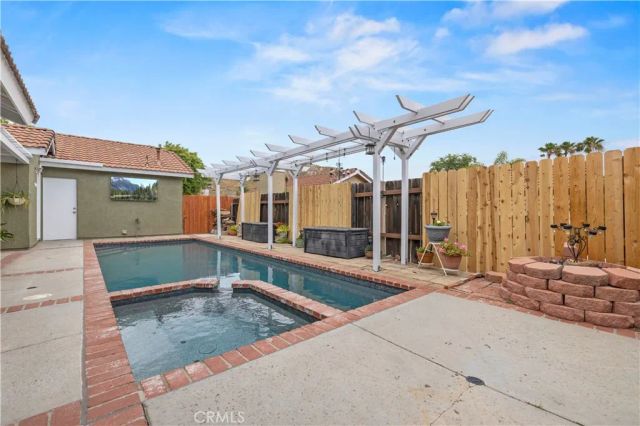 15236 Poppy Meadow, Canyon Country, CA 91387