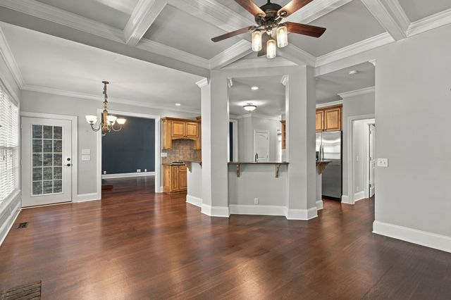 300 Keswick Grove Ln, Franklin, TN 37067