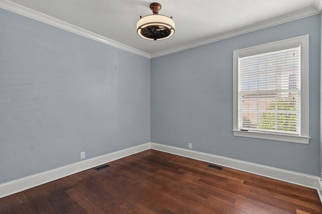 300 Keswick Grove Ln, Franklin, TN 37067