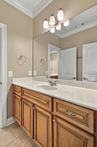 300 Keswick Grove Ln, Franklin, TN 37067
