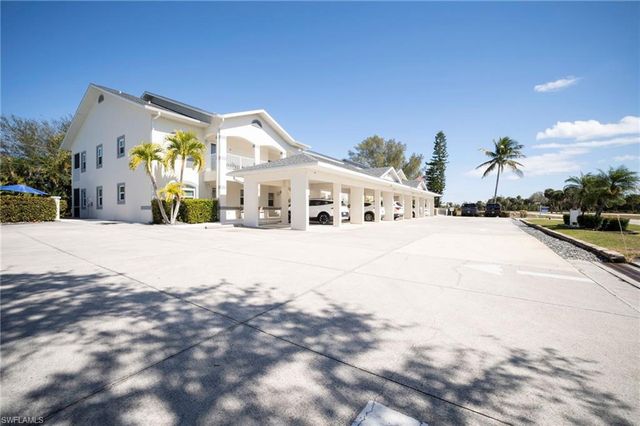 615 Rose Garden RD 7, Cape Coral, FL 33914