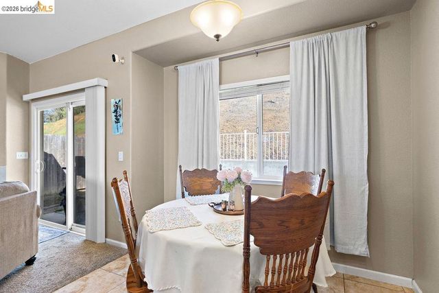 4955 Little John Rd, Copperopolis, CA 95228