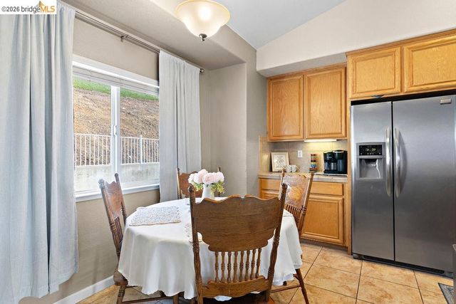 4955 Little John Rd, Copperopolis, CA 95228