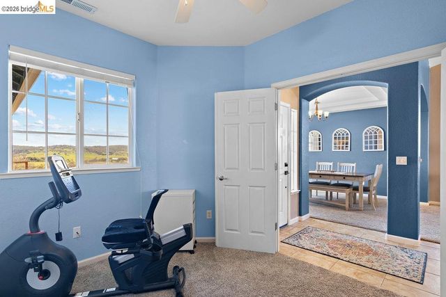 4955 Little John Rd, Copperopolis, CA 95228