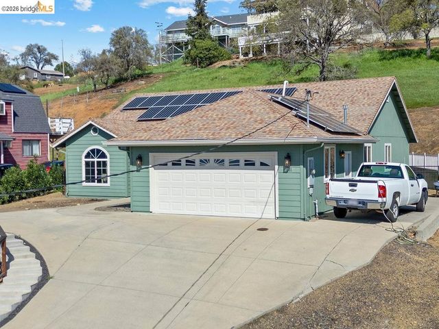 4955 Little John Rd, Copperopolis, CA 95228