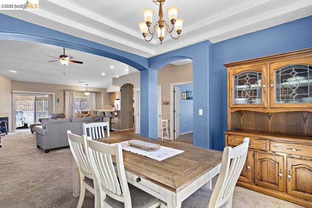 4955 Little John Rd, Copperopolis, CA 95228