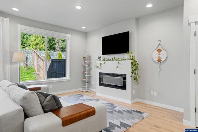 5781 NW Torchcrest Pl, Corvallis, OR 97330