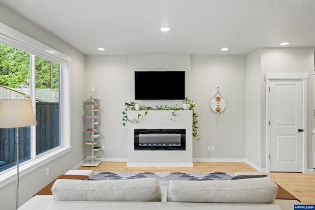 5781 NW Torchcrest Pl, Corvallis, OR 97330