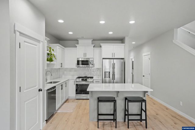 5781 NW Torchcrest Pl, Corvallis, OR 97330