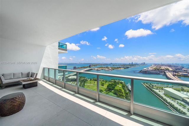 900 Biscayne Blvd 4202, Miami, FL 33132