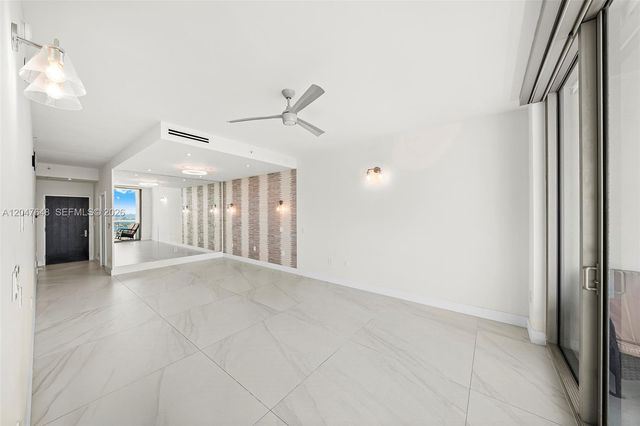 900 Biscayne Blvd 4202, Miami, FL 33132