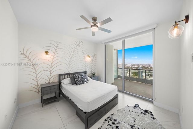 900 Biscayne Blvd 4202, Miami, FL 33132