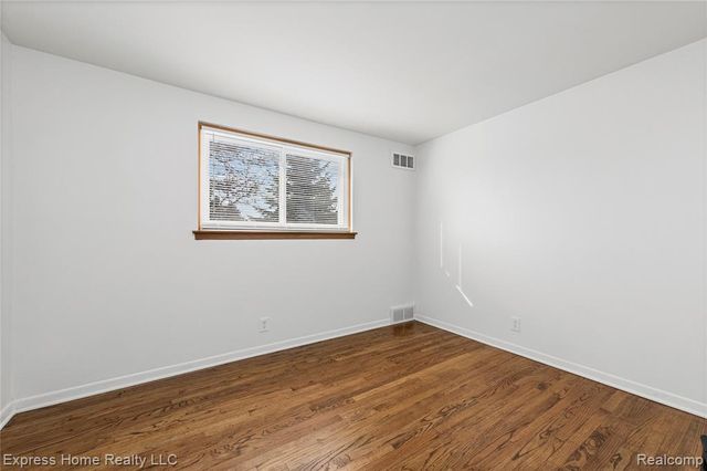 31077 Shawn Drive, Warren, MI 48088