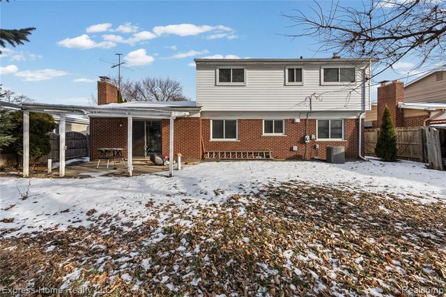 31077 Shawn Drive, Warren, MI 48088