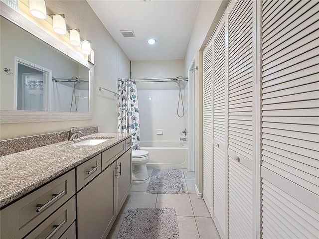 4323 BAYSIDE VILLAGE DRIVE 227, Tampa, FL 33615